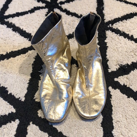 Gold, flat booties, size 6 Topshop from Nordstrom’s - Picture 1 of 5